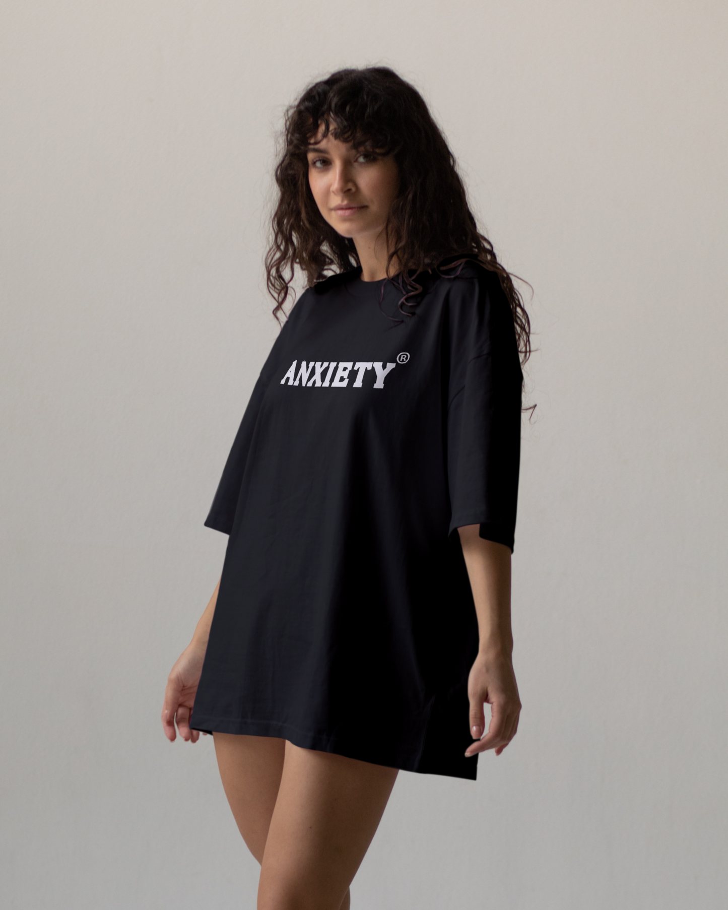 Camiseta NADA É PERMANENTE (PRETA)